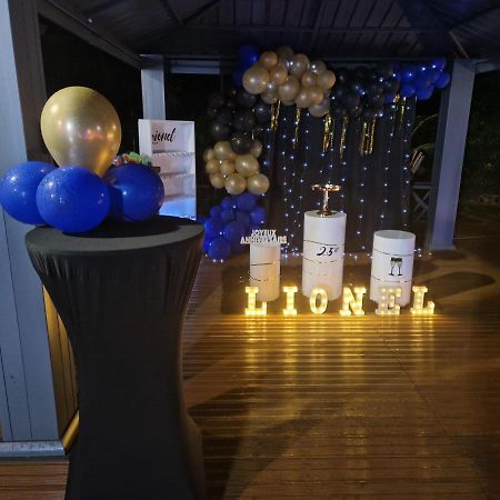 Major Holidays Apartment Garnier Екстериор снимка