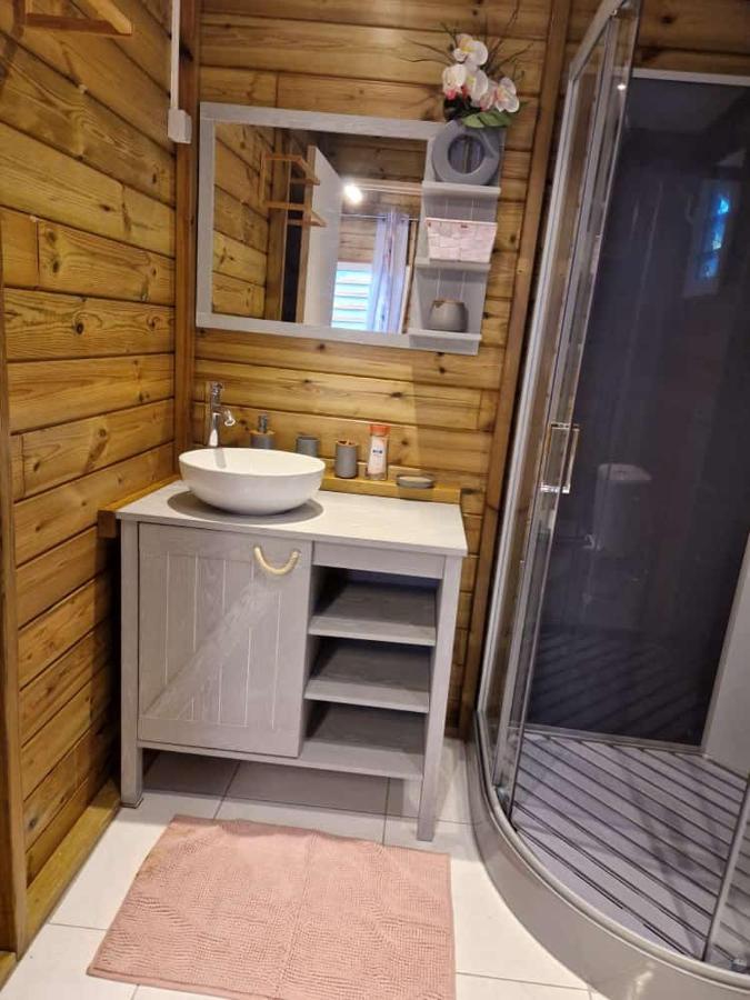 Major Holidays Apartment Garnier Екстериор снимка