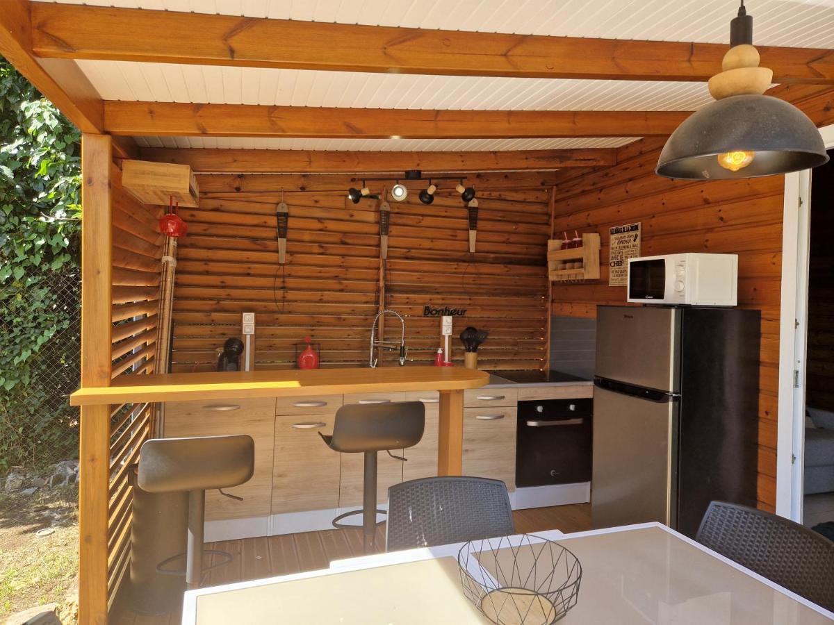 Major Holidays Apartment Garnier Екстериор снимка