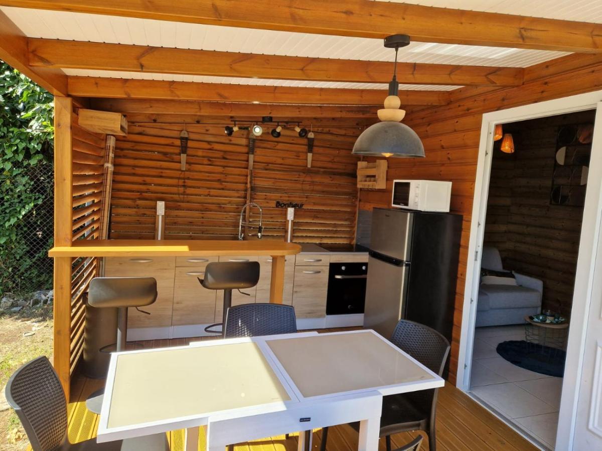 Major Holidays Apartment Garnier Екстериор снимка